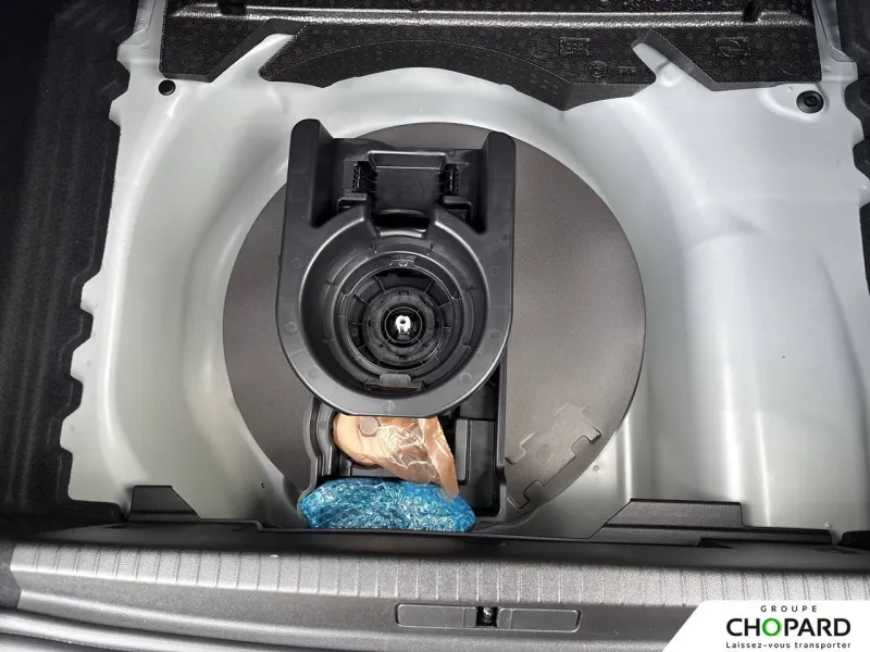 Image secondaire du véhicule 24