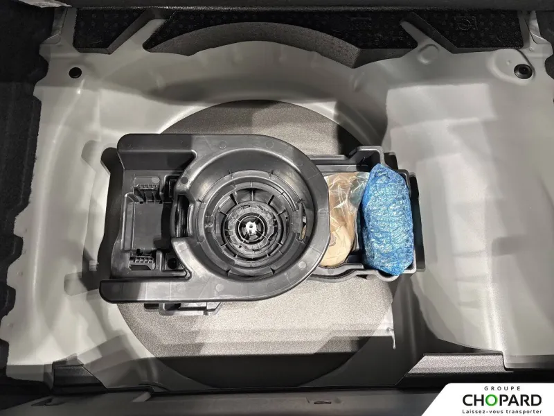 Image secondaire du véhicule 32