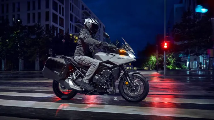 Honda CB1000GT : profil