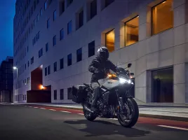 Honda CB1000GT : La sport GT haute performance par Honda