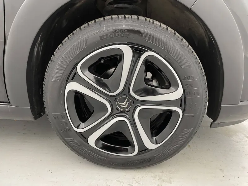 Image secondaire du véhicule 43