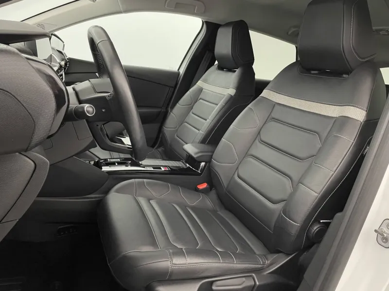 Image secondaire du véhicule 15