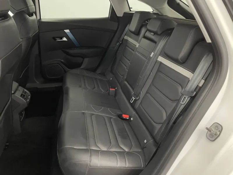 Image secondaire du véhicule 16