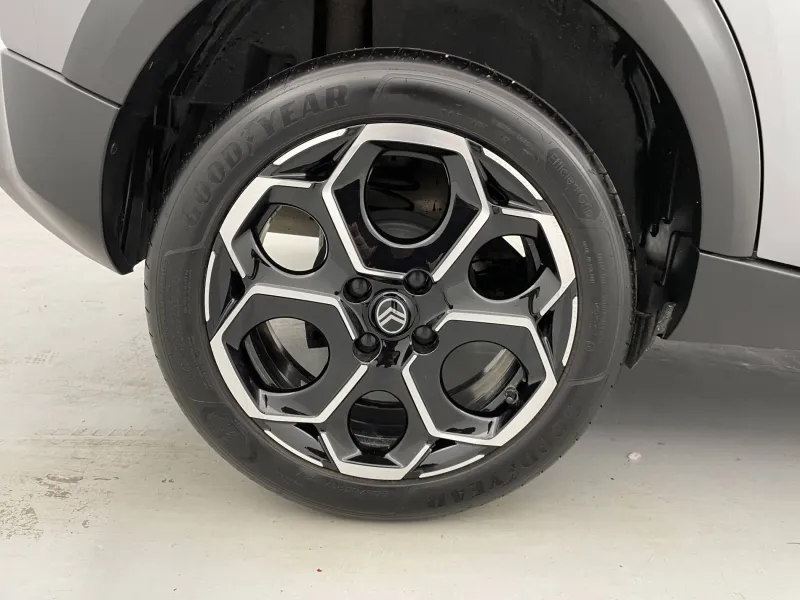 Image secondaire du véhicule 20