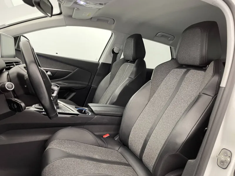 Image secondaire du véhicule 15