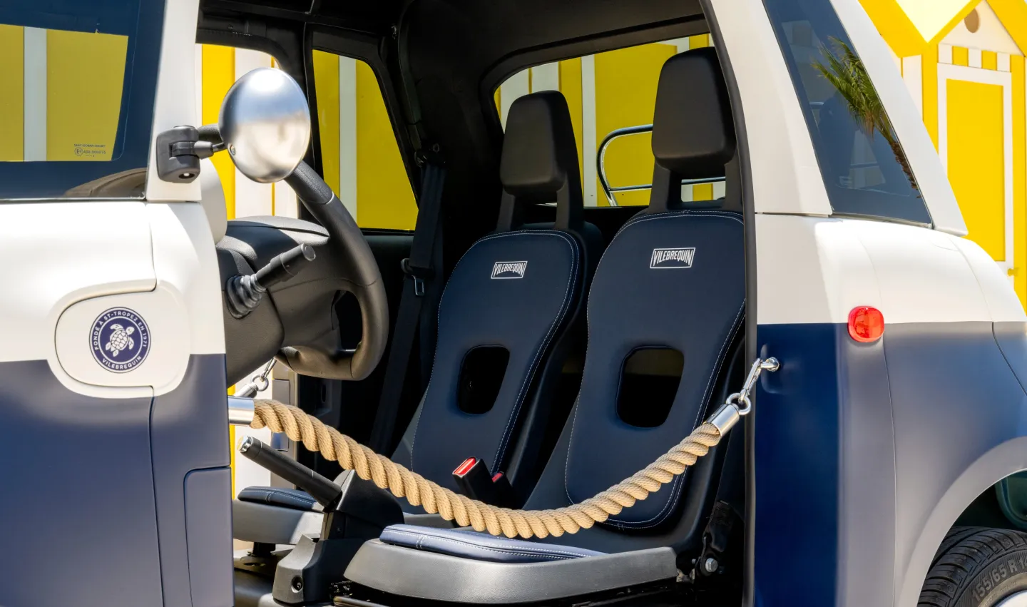 Fiat Topolino Vilebrequin 2025 : détail sièges