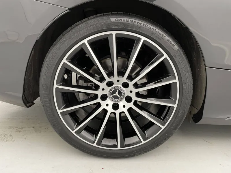 Image secondaire du véhicule 44