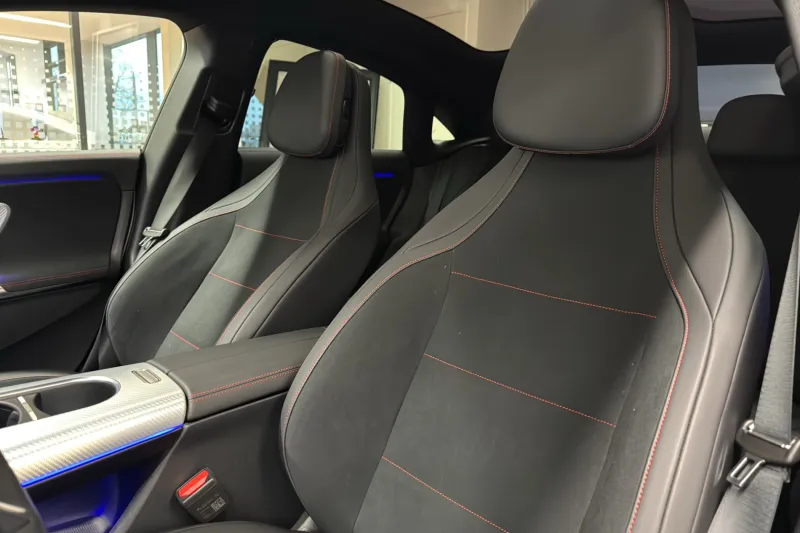 Image secondaire du véhicule 11