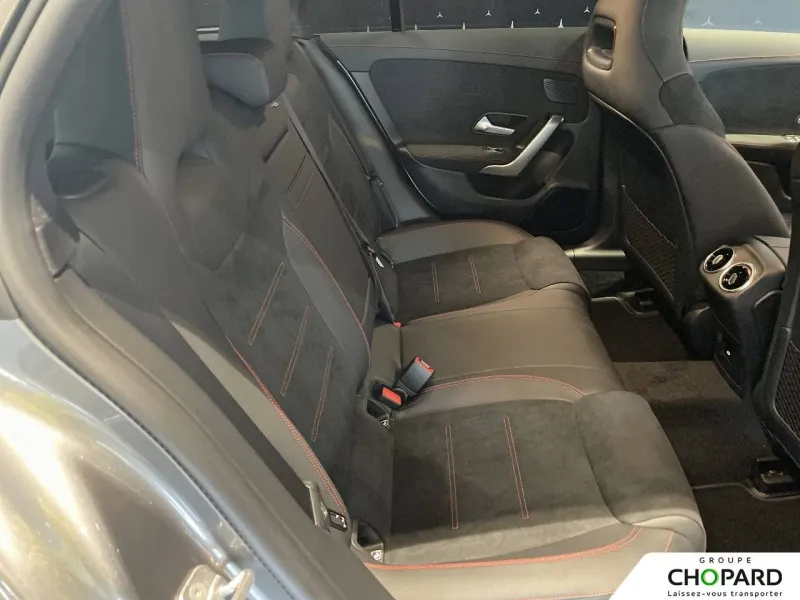 Image secondaire du véhicule 18