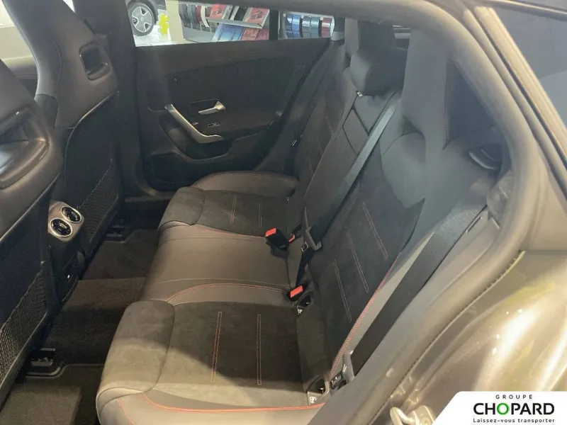 Image secondaire du véhicule 23