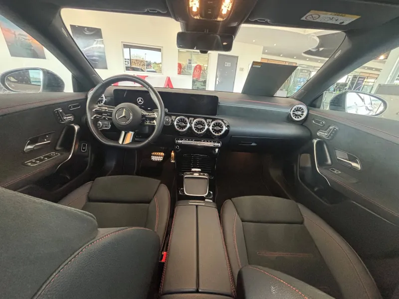 Image secondaire du véhicule 5