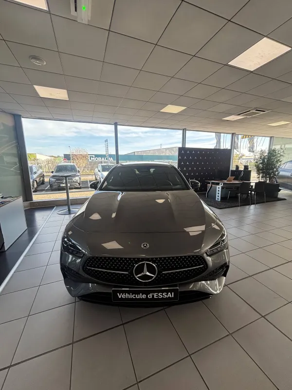 Image secondaire du véhicule 8