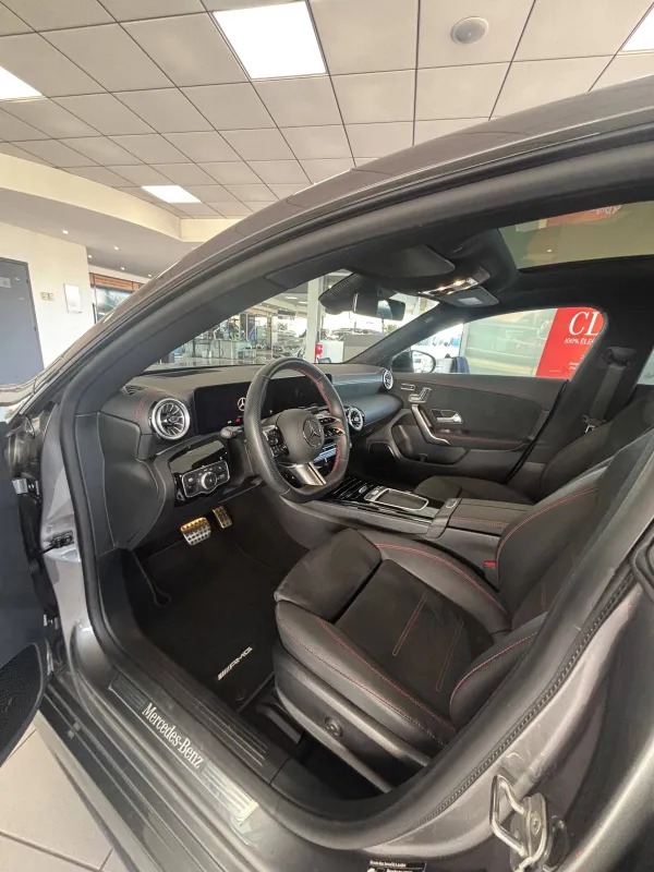 Image secondaire du véhicule 13