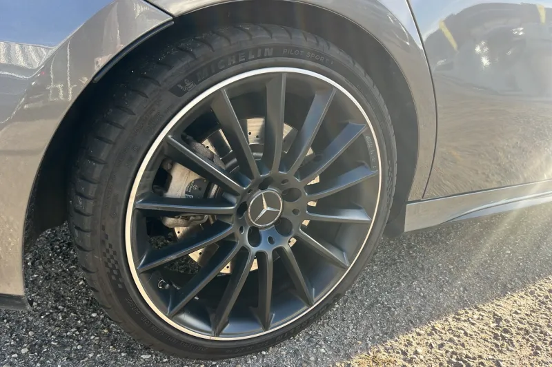 Image secondaire du véhicule 38