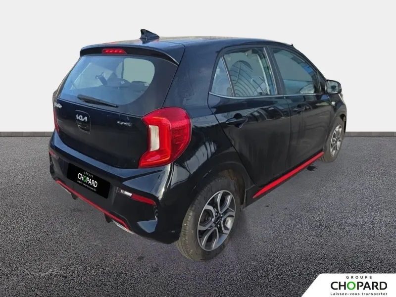 Image secondaire du véhicule 4