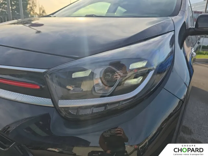 Image secondaire du véhicule 24