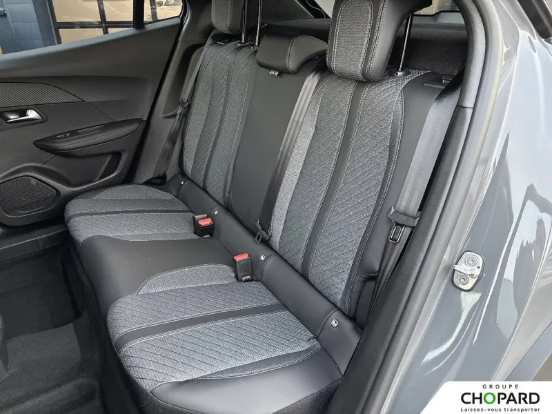 Image secondaire du véhicule 22