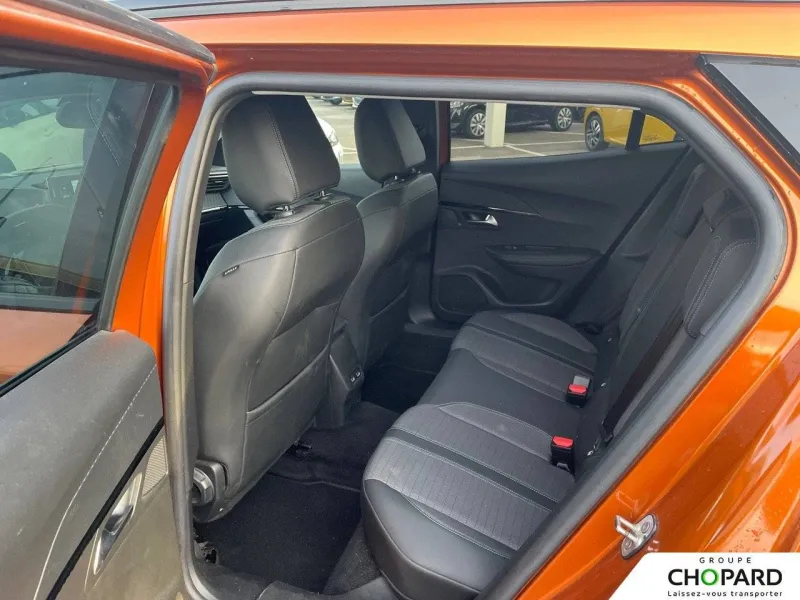 Image secondaire du véhicule 12