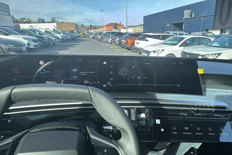 Image secondaire du véhicule 23