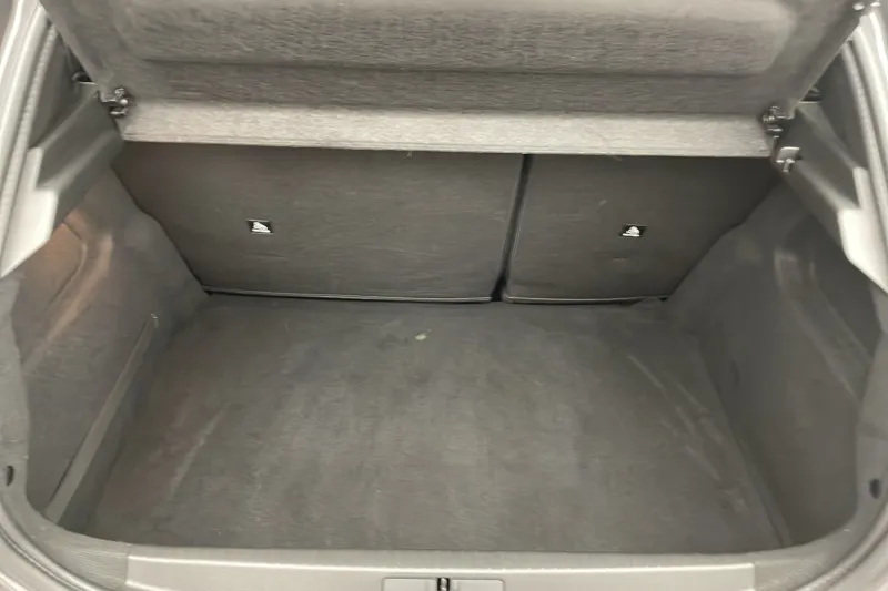 Image secondaire du véhicule 15