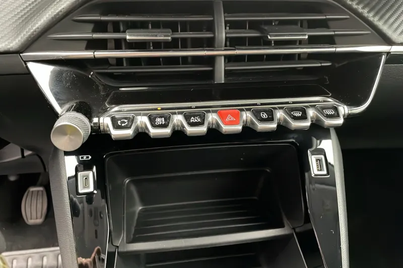 Image secondaire du véhicule 20