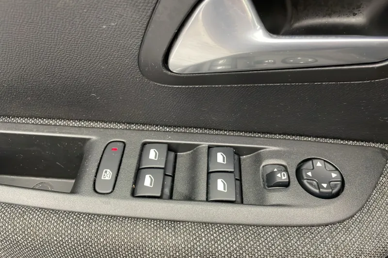 Image secondaire du véhicule 28