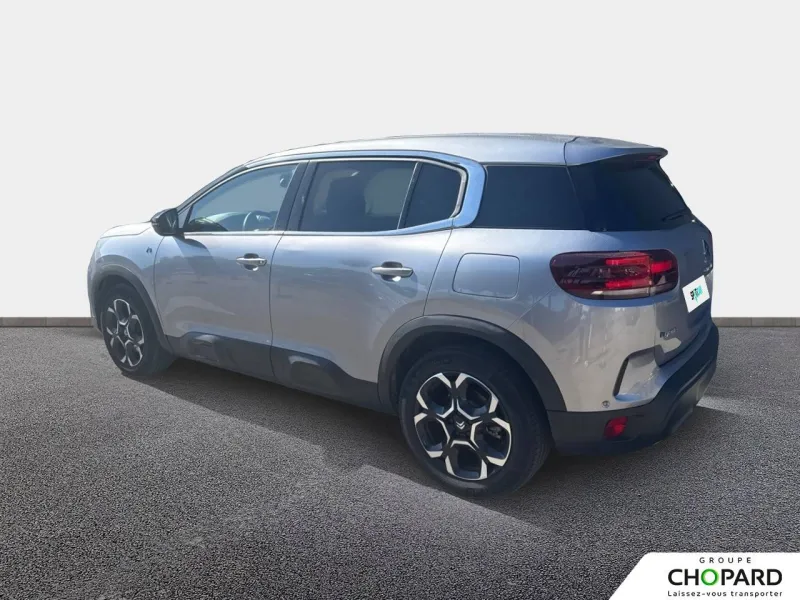 Image secondaire du véhicule 8