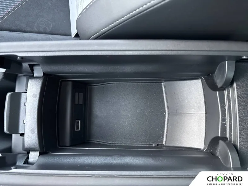 Image secondaire du véhicule 19