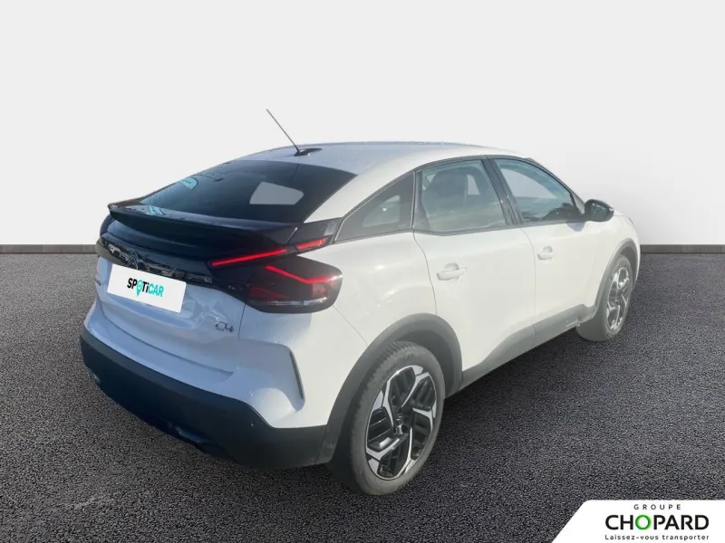 Image secondaire du véhicule 4