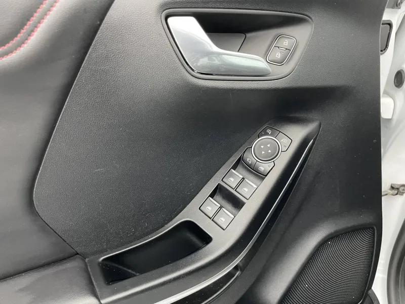 Image secondaire du véhicule 29