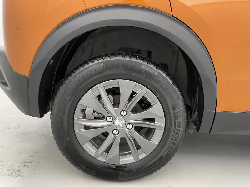 Image secondaire du véhicule 48