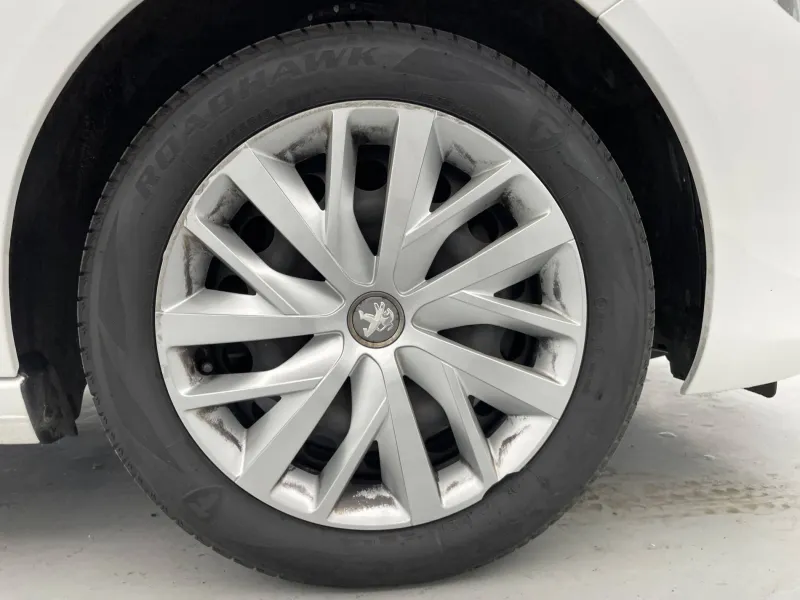 Image secondaire du véhicule 18