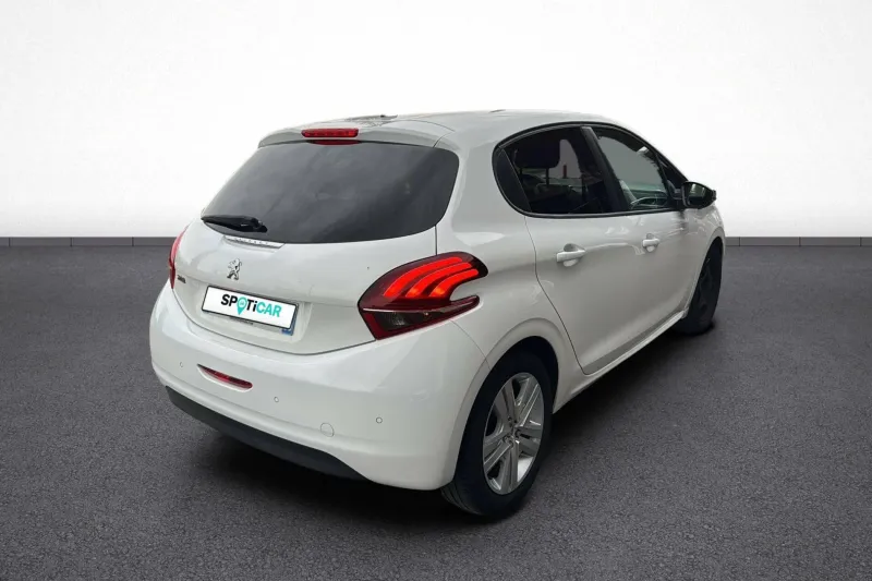 Image secondaire du véhicule 7