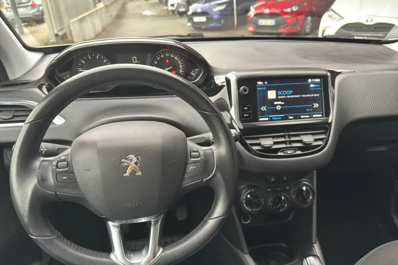 Image secondaire du véhicule 24