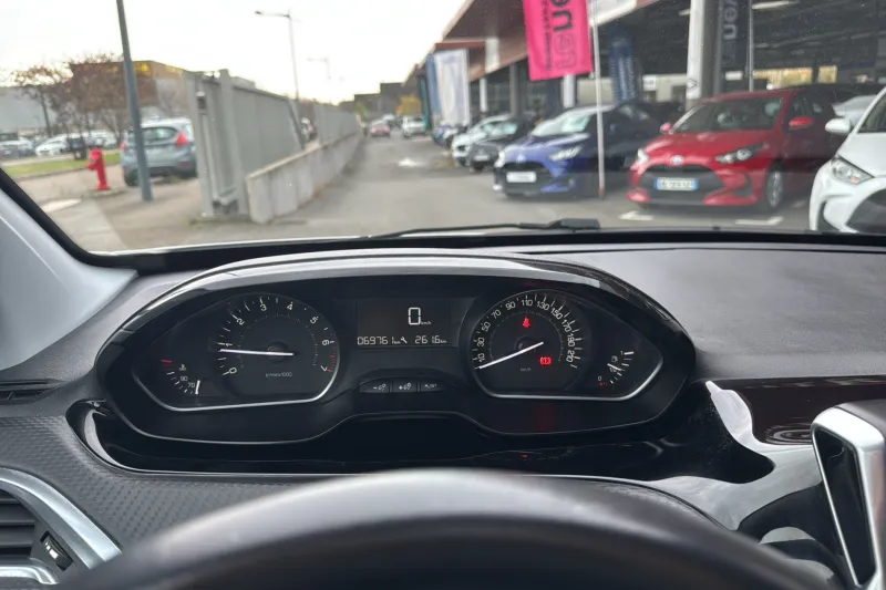 Image secondaire du véhicule 25