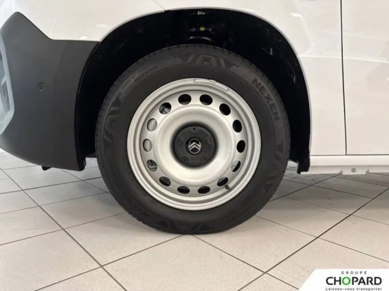 Image secondaire du véhicule 13