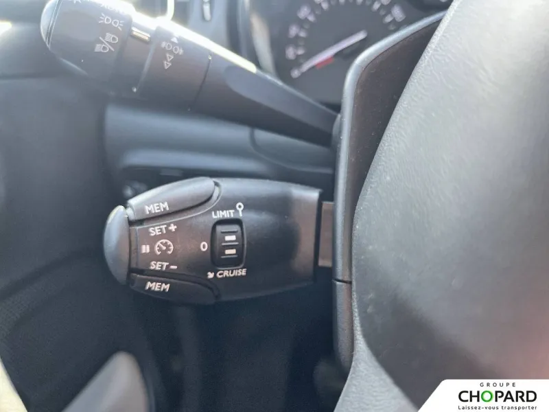 Image secondaire du véhicule 8