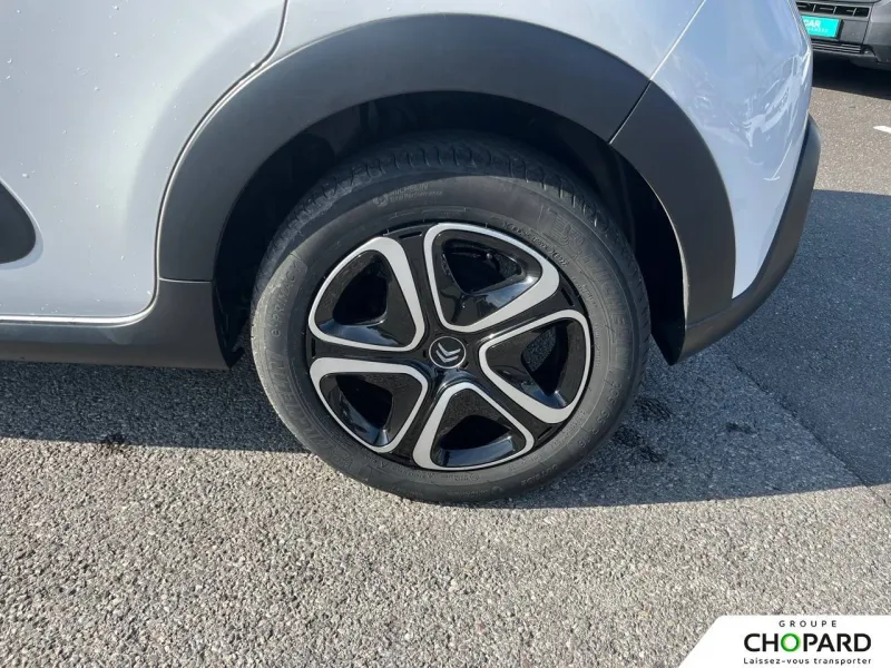 Image secondaire du véhicule 15