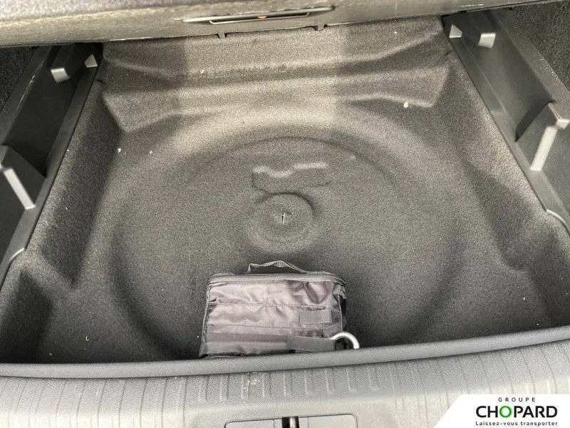 Image secondaire du véhicule 25