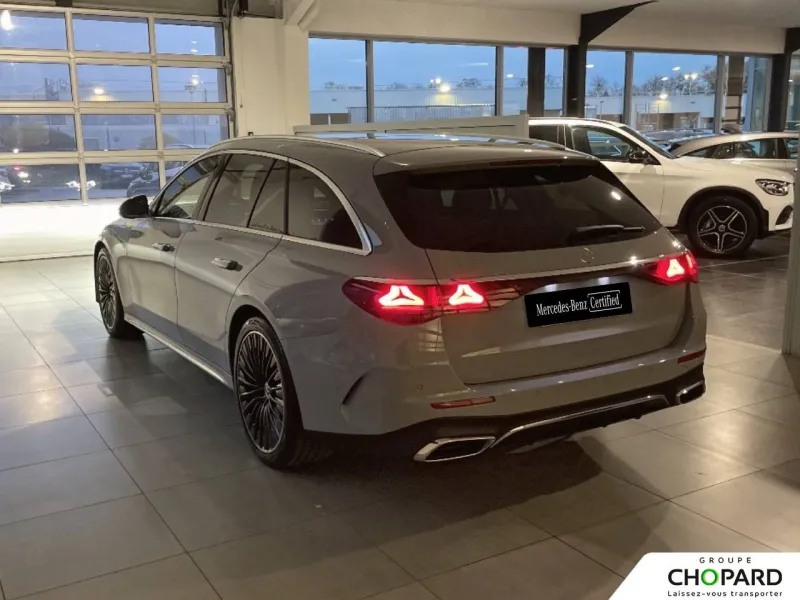 Image secondaire du véhicule 34