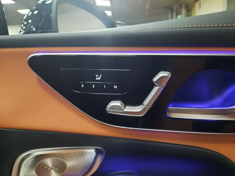 Image secondaire du véhicule 11