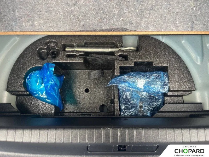 Image secondaire du véhicule 25