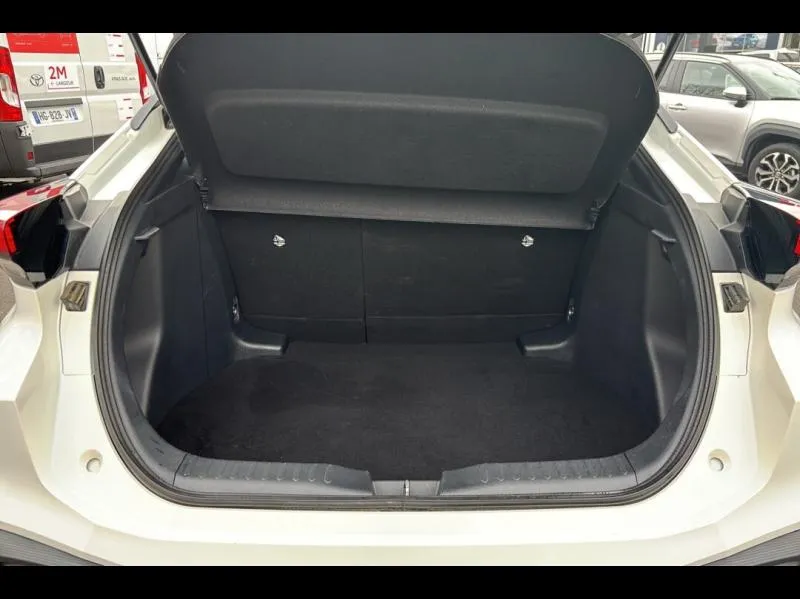 Image secondaire du véhicule 10