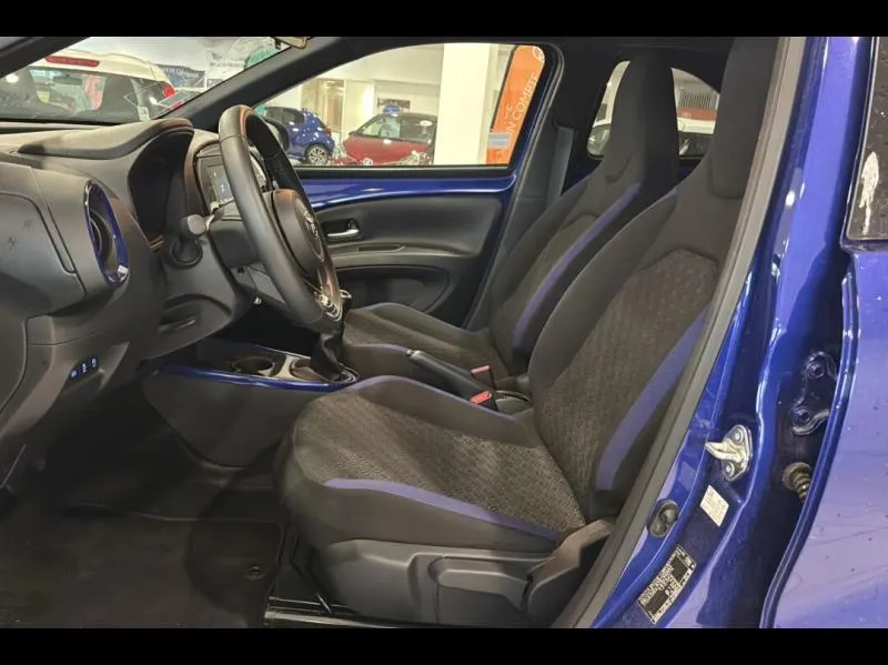 Image secondaire du véhicule 11