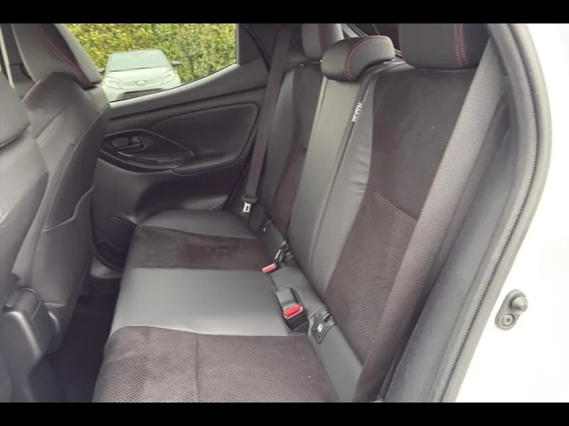 Image secondaire du véhicule 12