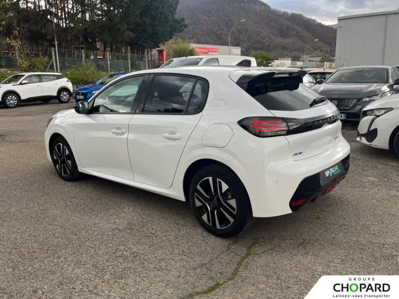 Image secondaire du véhicule 8