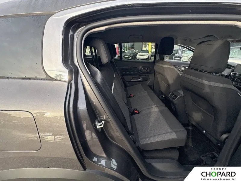 Image secondaire du véhicule 21