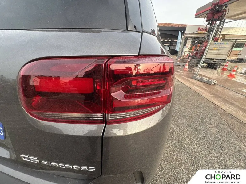 Image secondaire du véhicule 24