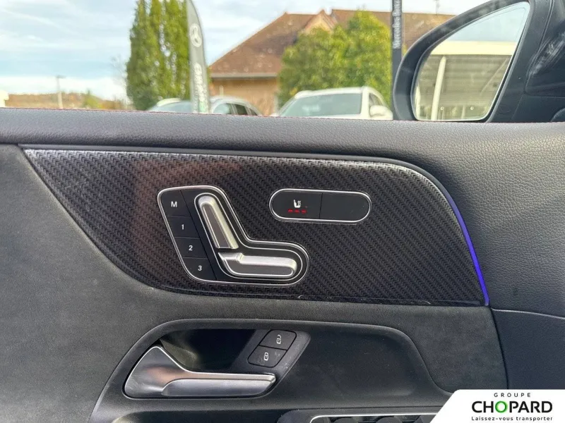 Image secondaire du véhicule 22