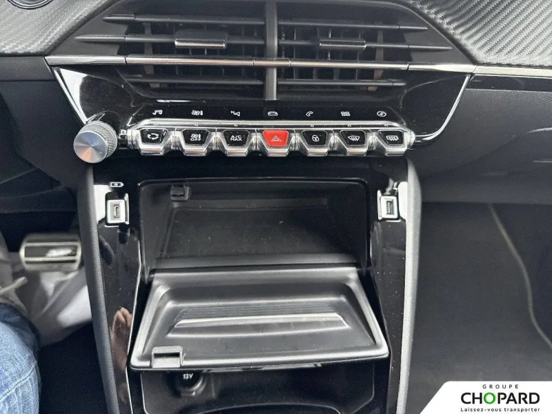 Image secondaire du véhicule 23